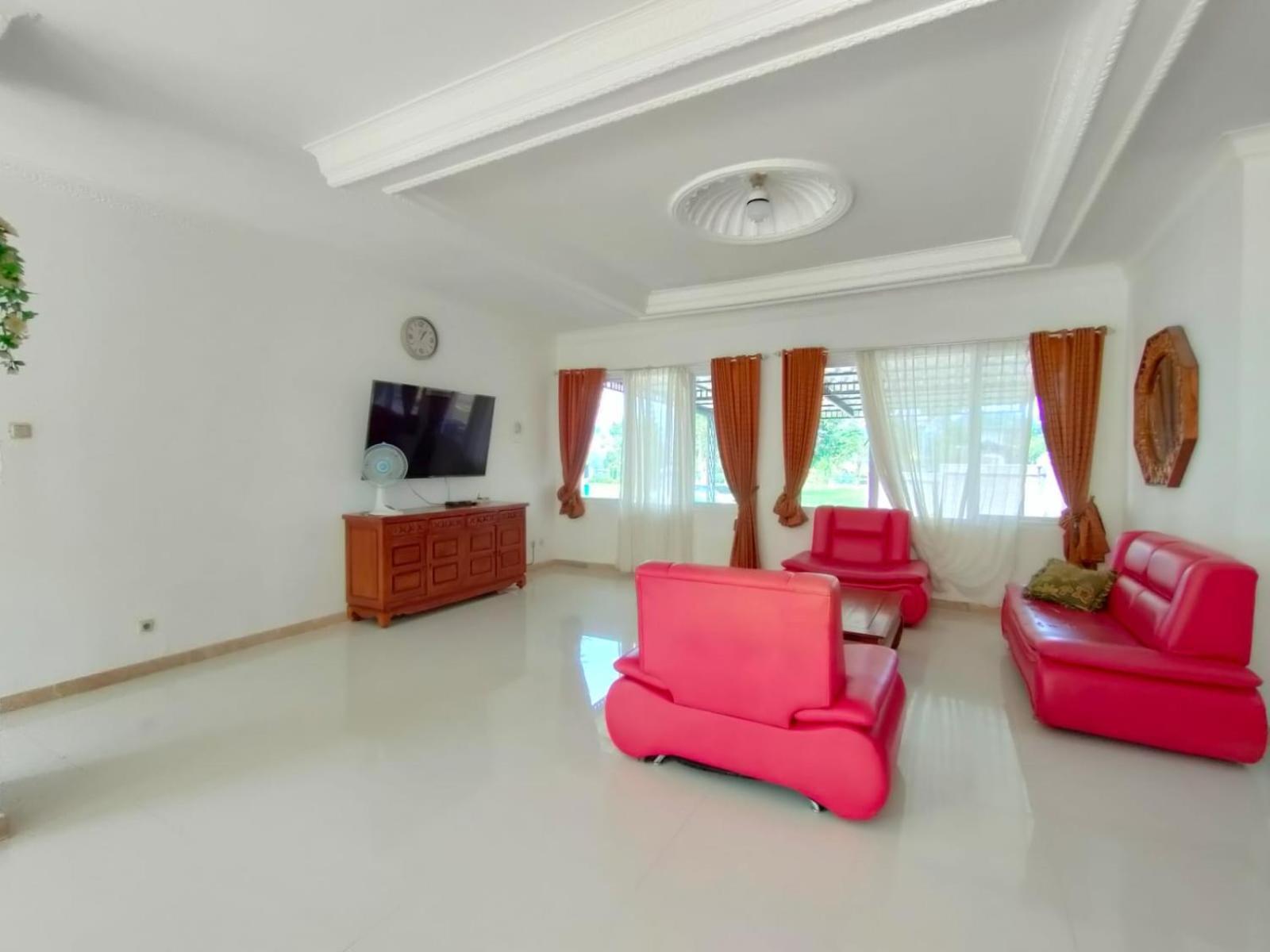 Villa Puncak Resort Gunung Agung Cikundul Buitenkant foto