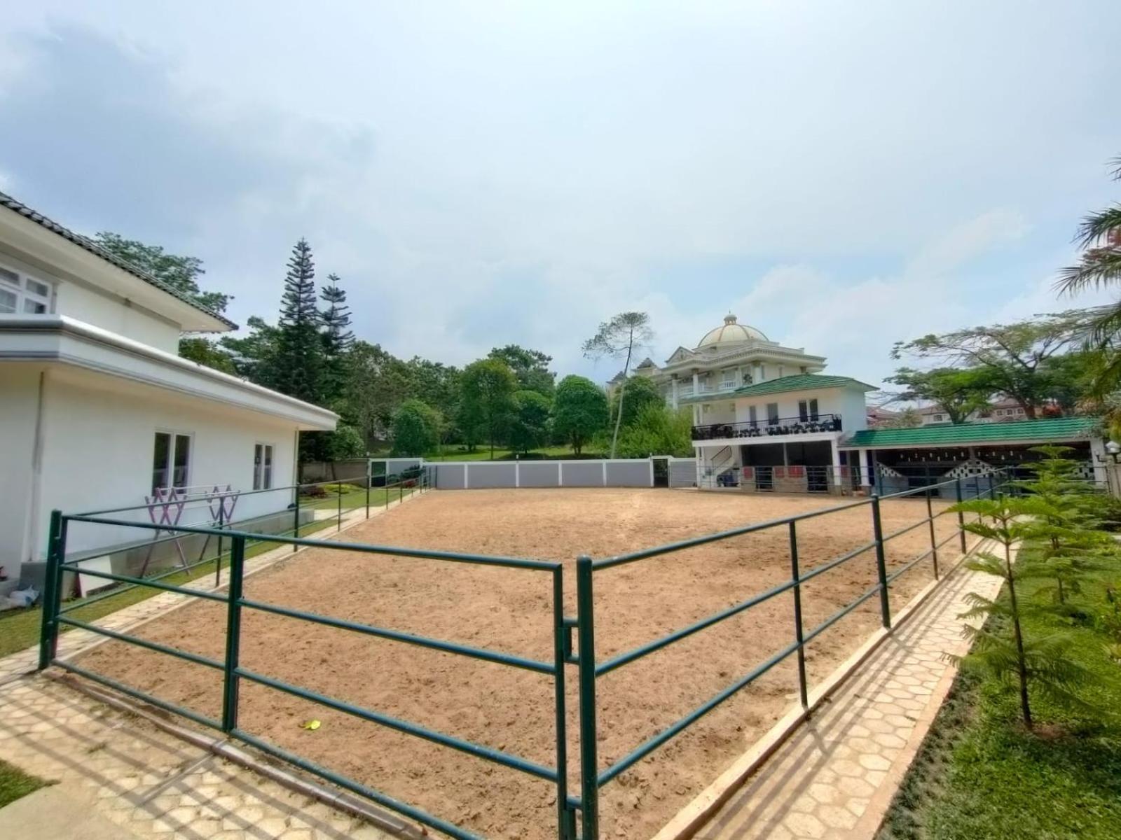 Villa Puncak Resort Gunung Agung Cikundul Buitenkant foto