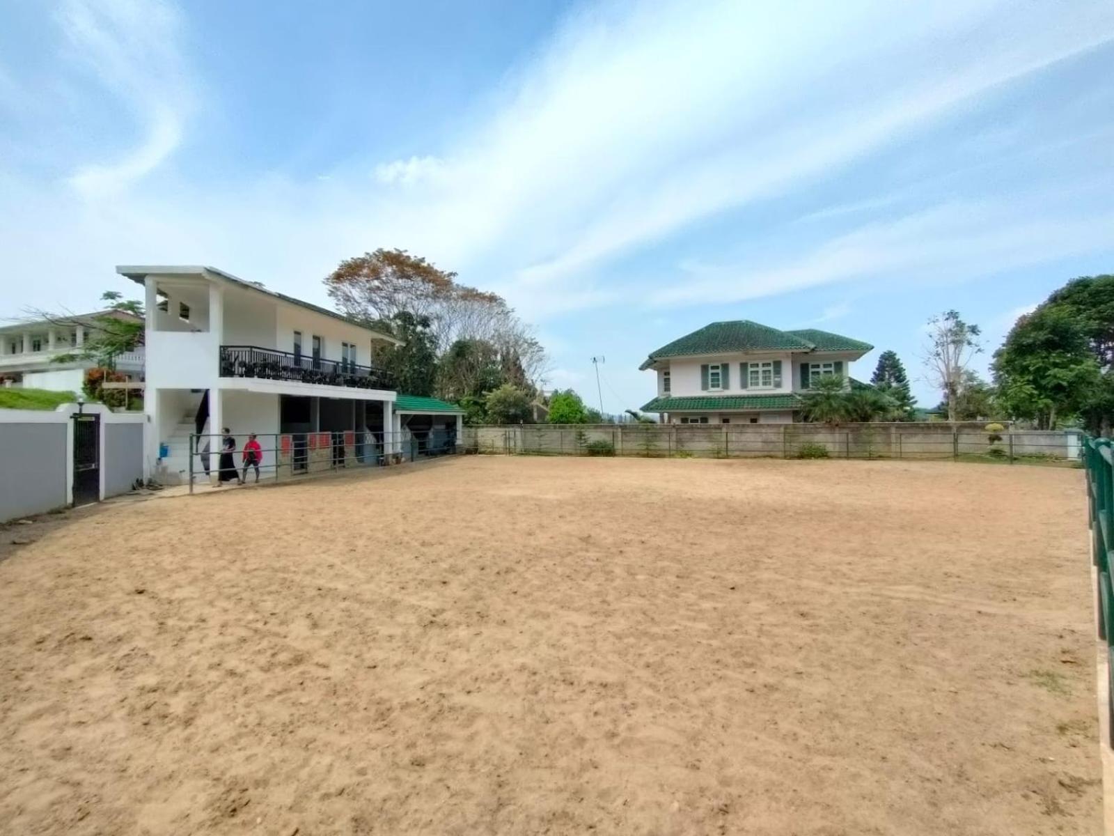 Villa Puncak Resort Gunung Agung Cikundul Buitenkant foto